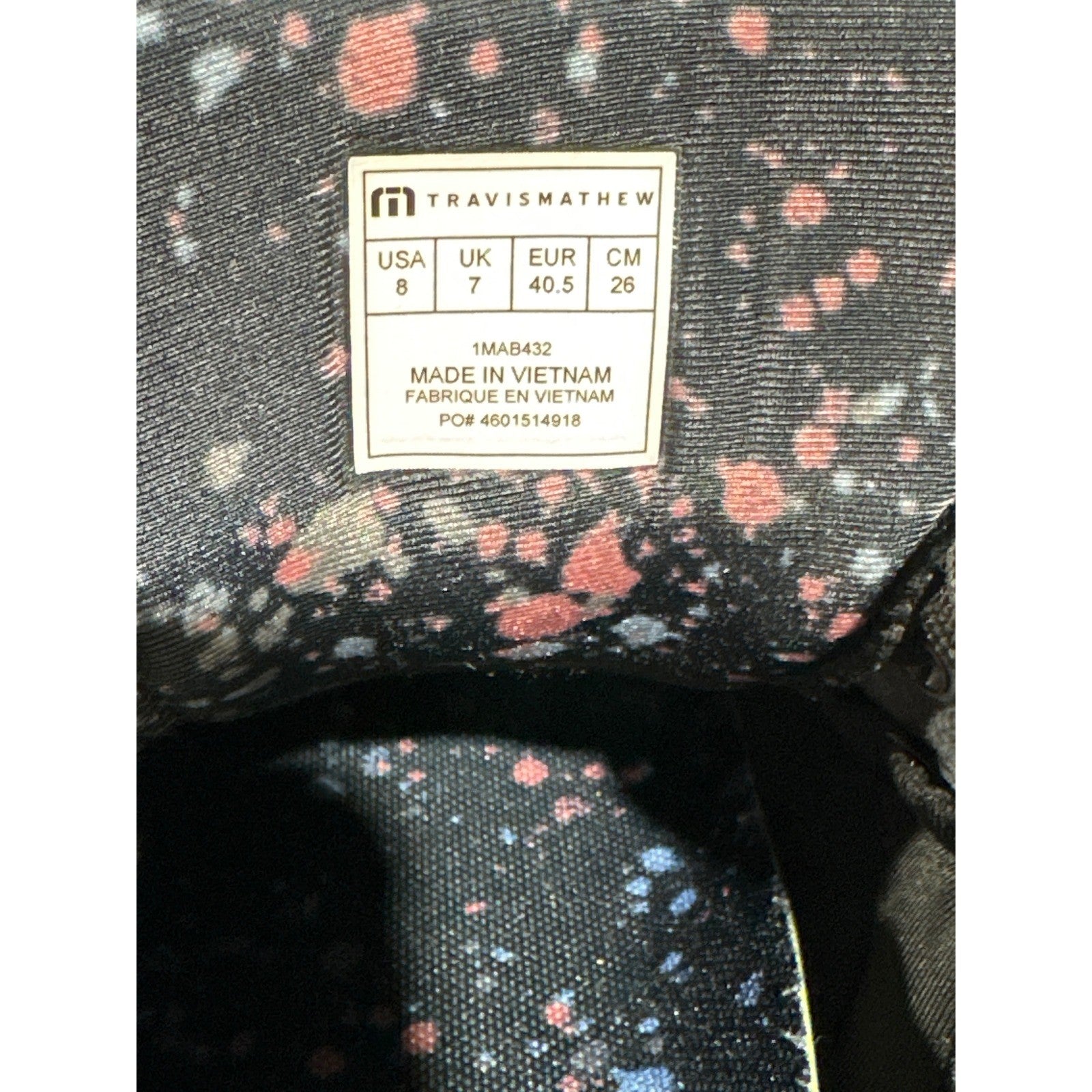 TravisMathew The Daily Sneakers Men 8 Black Mesh Paint Splatter GUC 1MAB4325