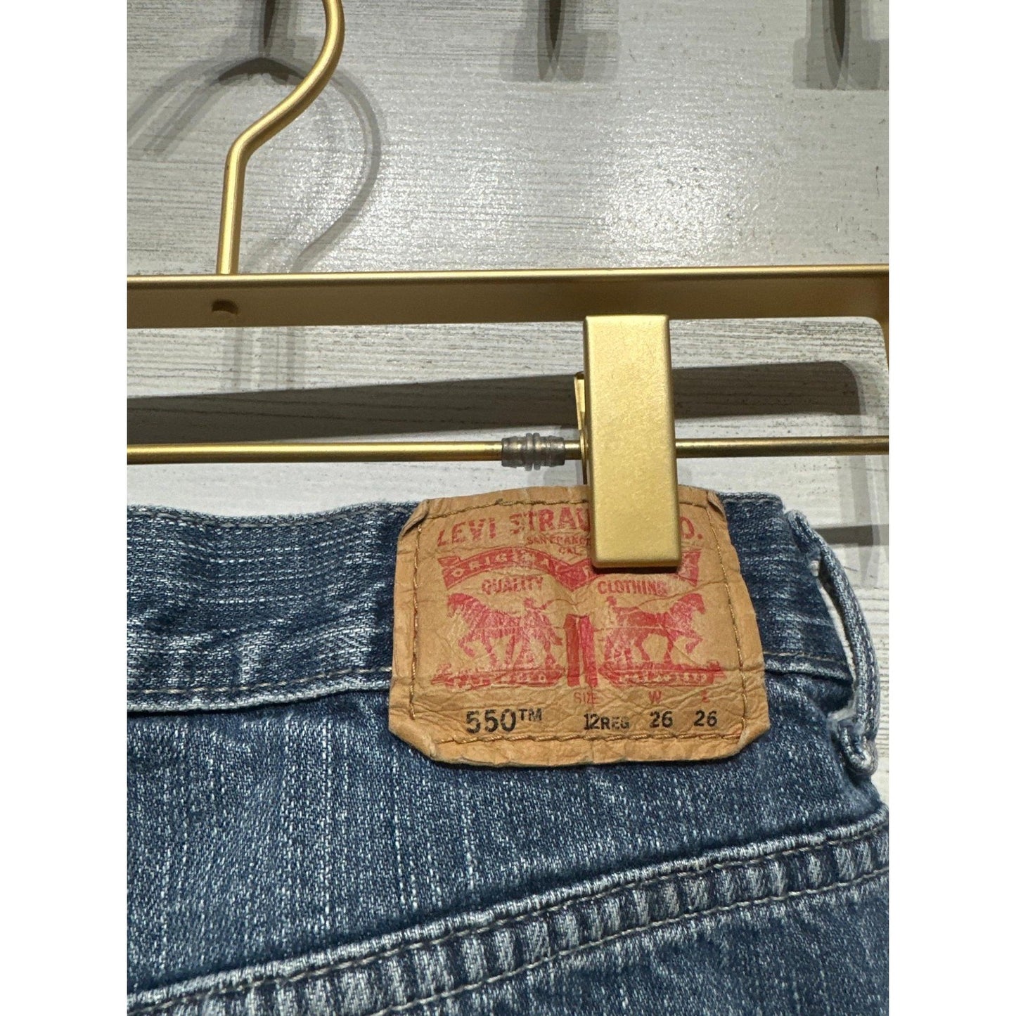 Levi's 550 Relaxed Fit Jeans Boys 12 Regular Blue Medium Wash Denim GUC2