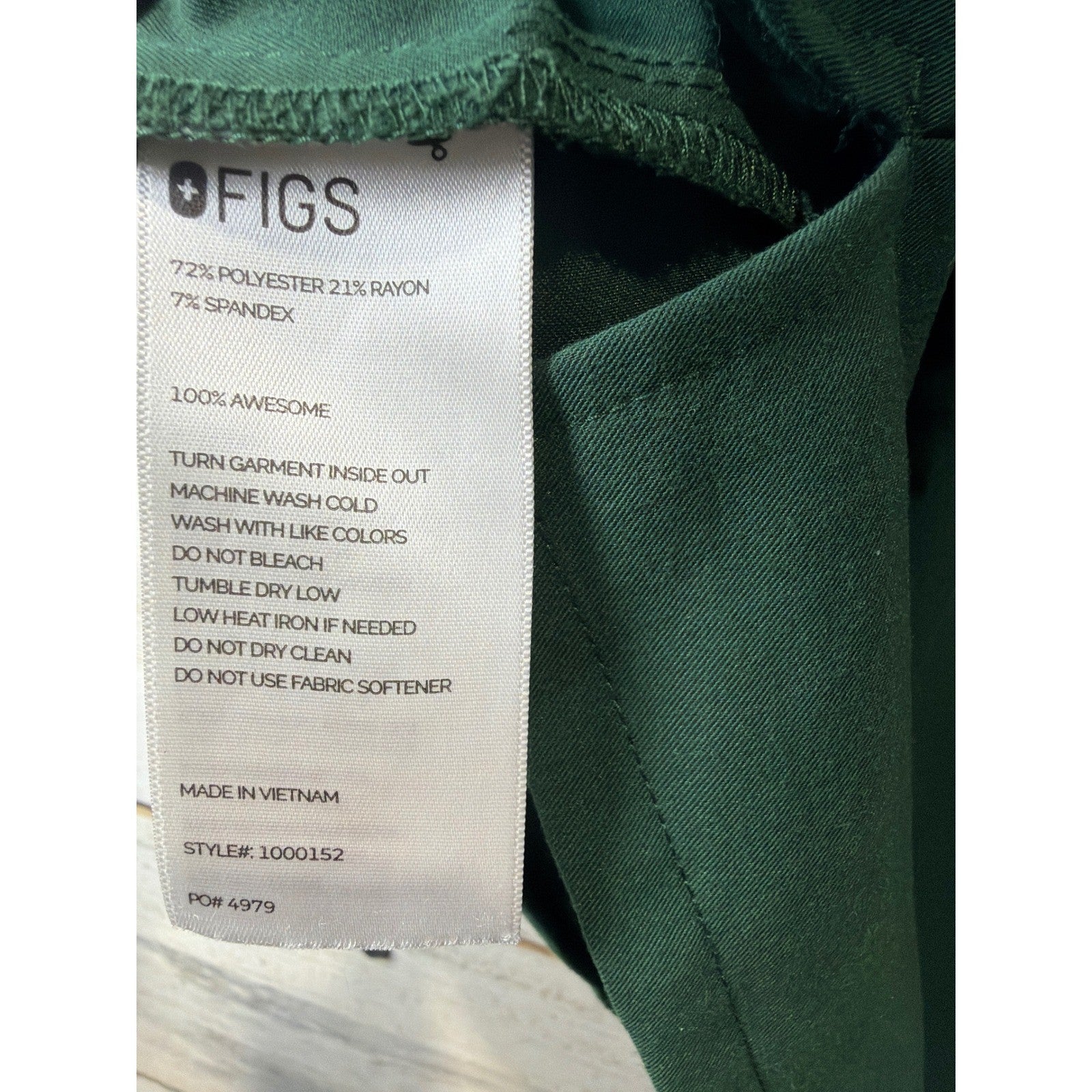 Figs Casma Scrub Top Women XS Green V-Neck Technical Collection EUC3