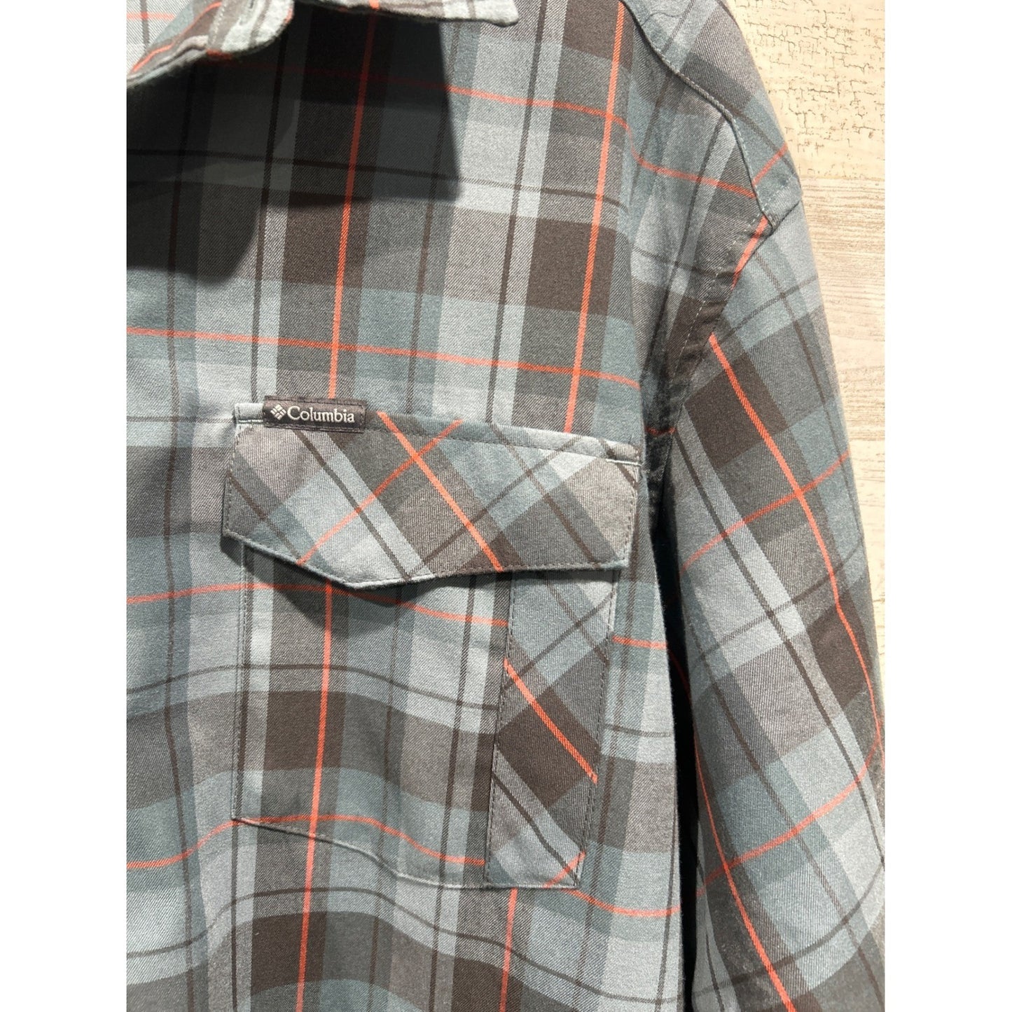 Columbia Plaid Button Up Shirt Men XXL Blue Orange Omni-Wick Gorpcore EUC2