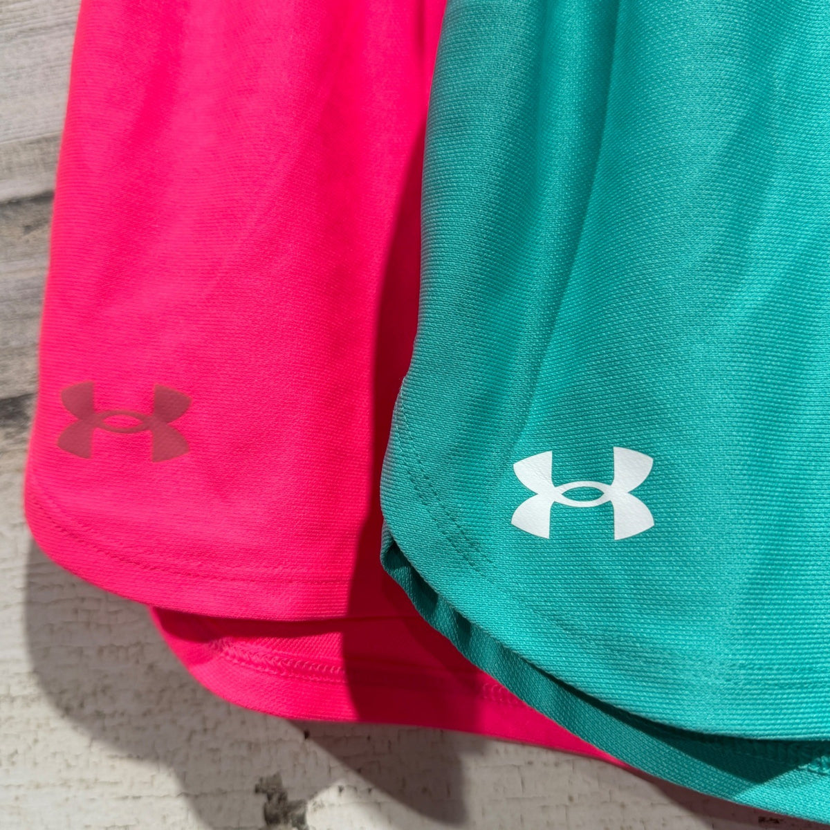Under Armour Play Up Shorts Girls Large Pink Teal Polyester Athletic 2-Pack EUC4