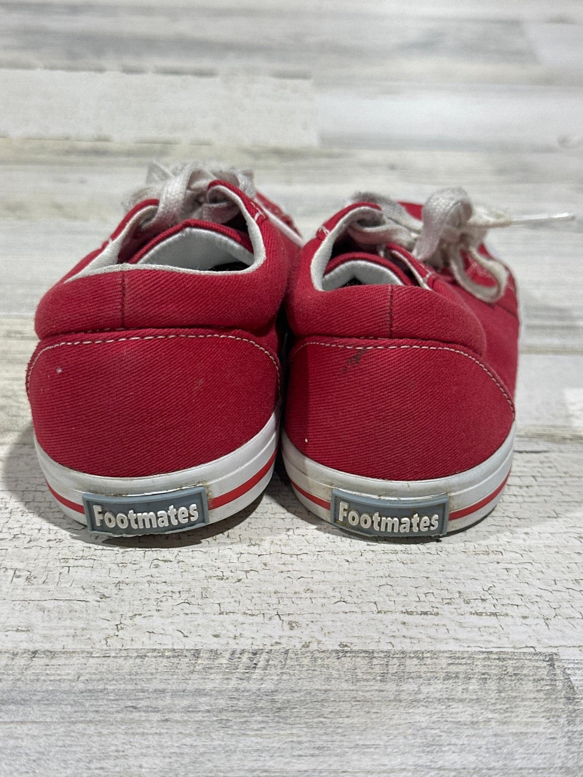 Footmates Taylor Sneaker Kids Size 1 Red Canvas Low Top3