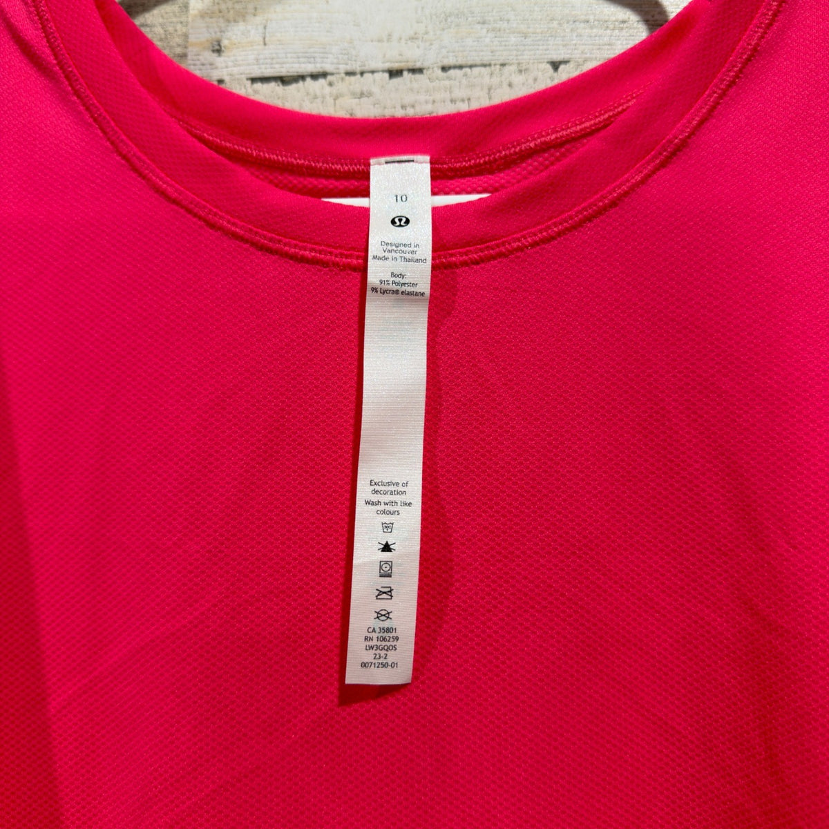 Lululemon Swiftly Relaxed Top Women 10 Pink Lychee Short Sleeve Run EUC2