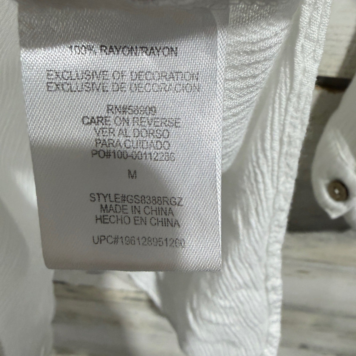 GB Button Down Tunic Women M White Textured Gauze Long Sleeve Coastal EUC3