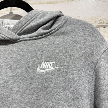 Nike Hoodie Boys Medium (Fits 6/7) Grey Embroidered Logo Fleece Sportswear EUC1