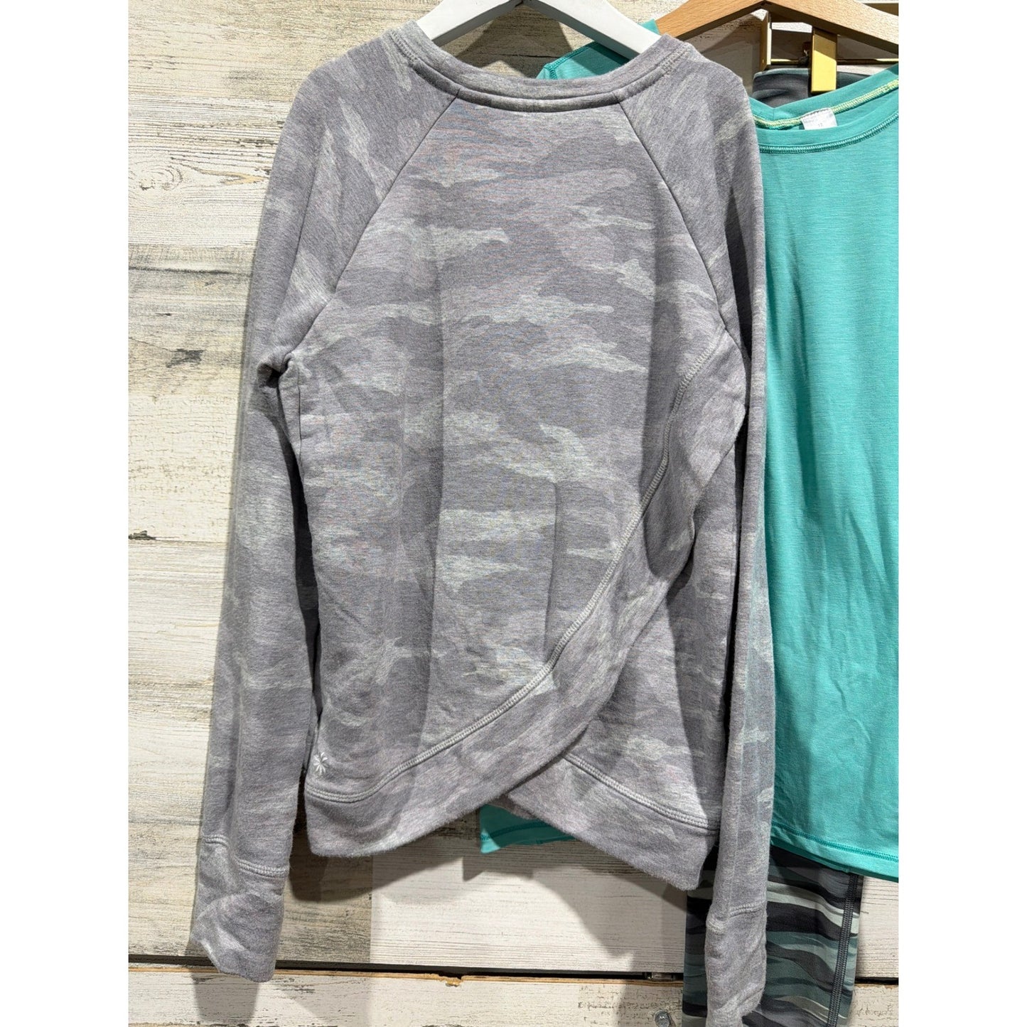 Athleta Ivivva Activewear Set Girls 12 Camo Cross Back Leggings Sporty4