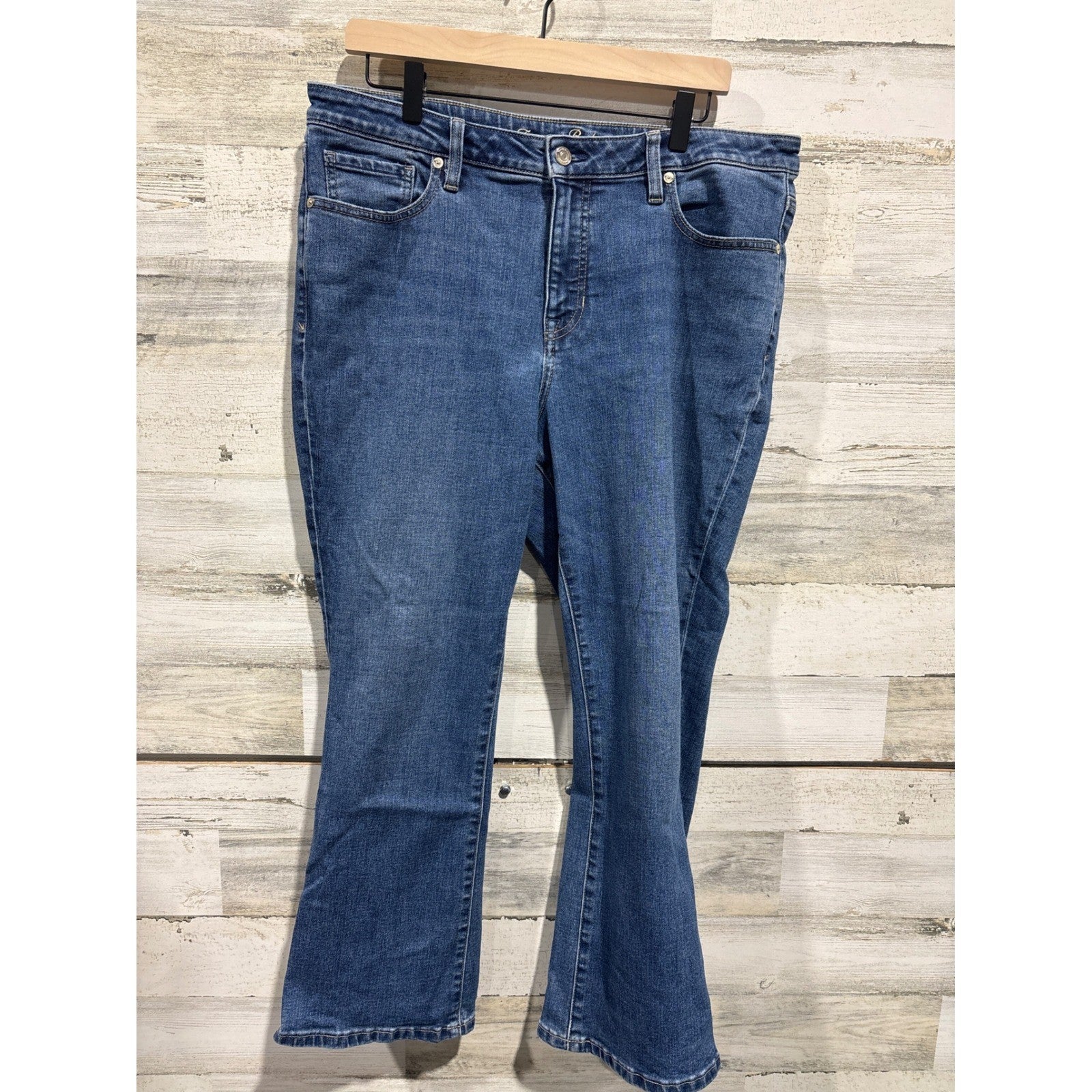 Tommy Bahama Jeans Women 16 Blue Mid Rise Crop Mini Boot Coastal EUC0