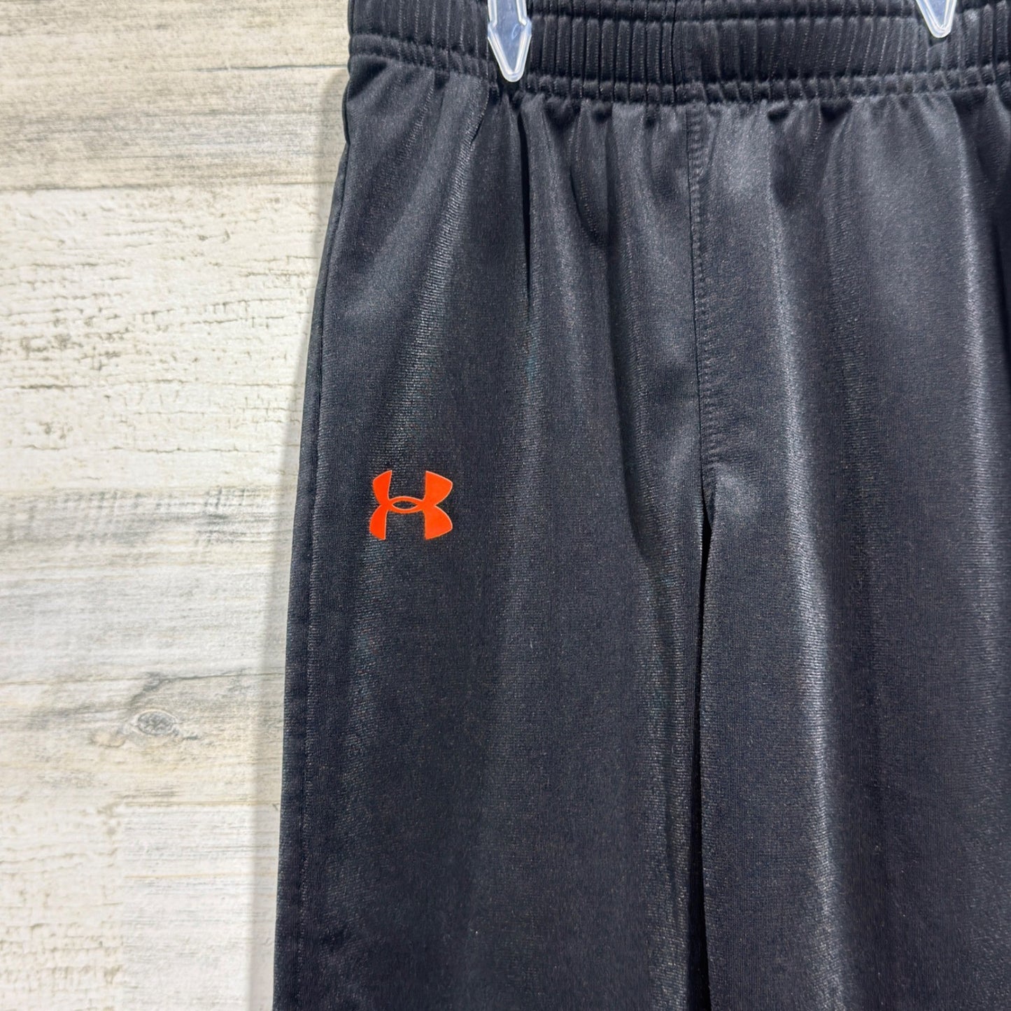 Under Armour Pants Boys 4 Black Orange Logo Athletic Sporty EUC1