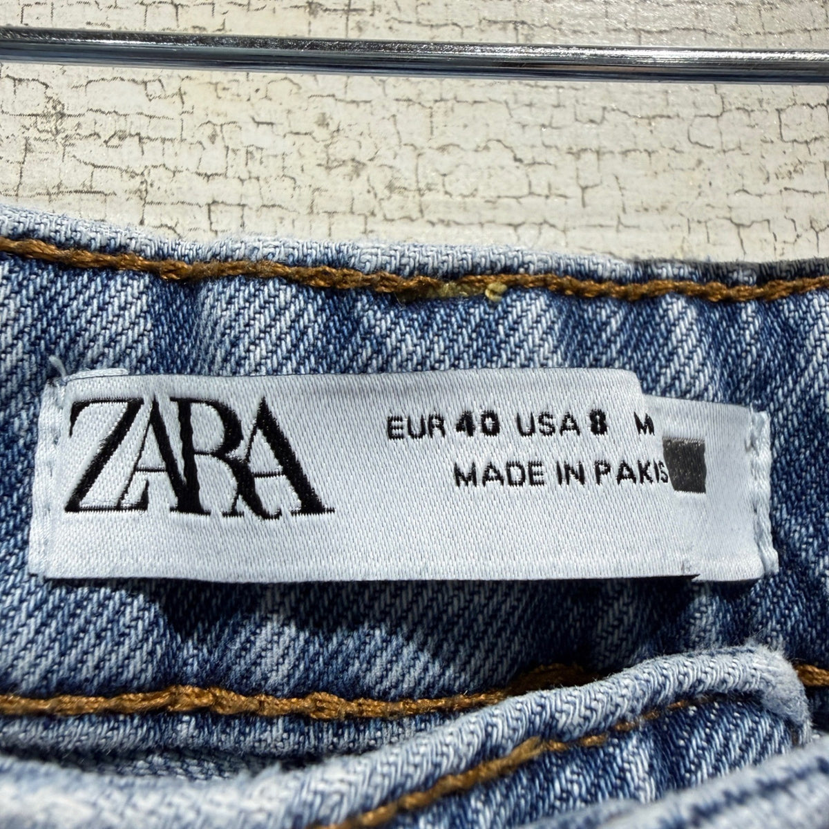 Zara Mom Jeans Women 8 Blue Distressed High Rise Tapered 90s EUC3
