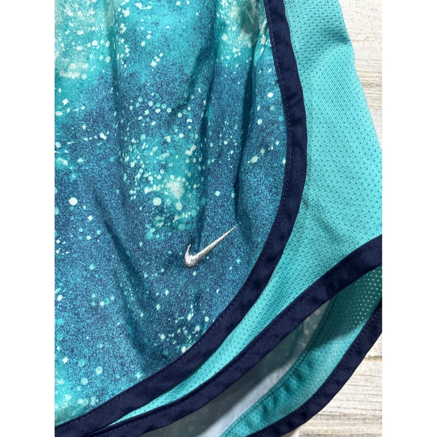 Nike Running Shorts Women Medium Green Teal Bundle Tempo Athletic EUC9
