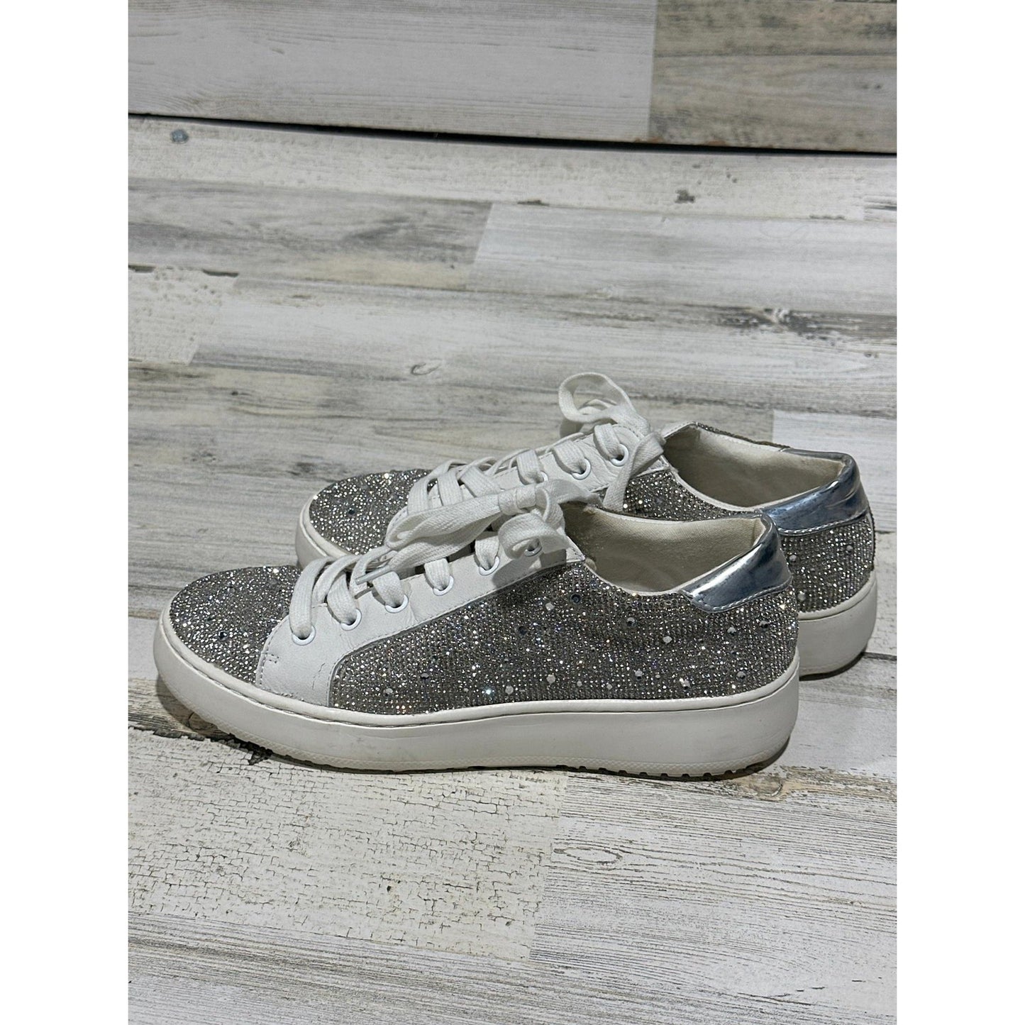 Steve Madden Sneaker Women 9 White Silver Rhinestone Low Top1