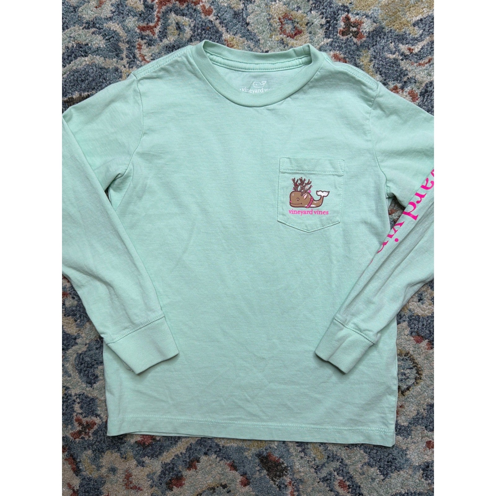 Vineyard Vines Christmas Whale Shirt Girls Size 5 Green Reindeer Graphic EUC2
