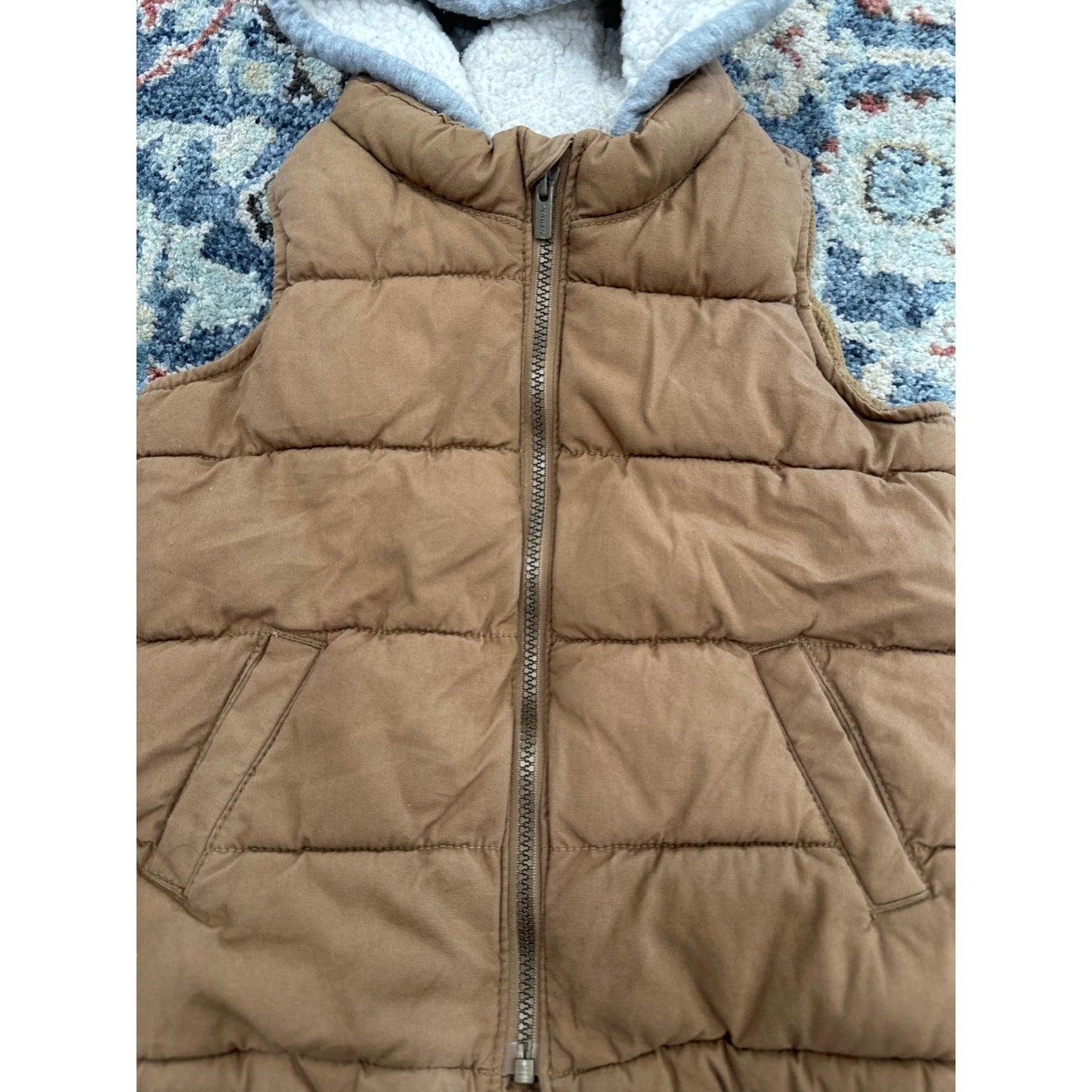 Old Navy Puffer Vest Boys 5T Brown Sherpa Lined Hooded Quilted EUC1