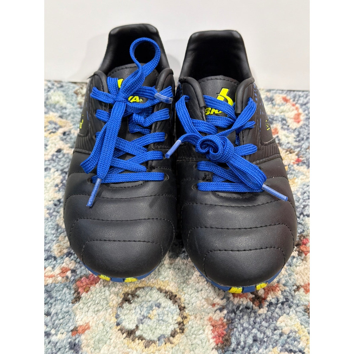 Brava Soccer Cleats Boys 12 Black Blue Graphic Athletic EUC1
