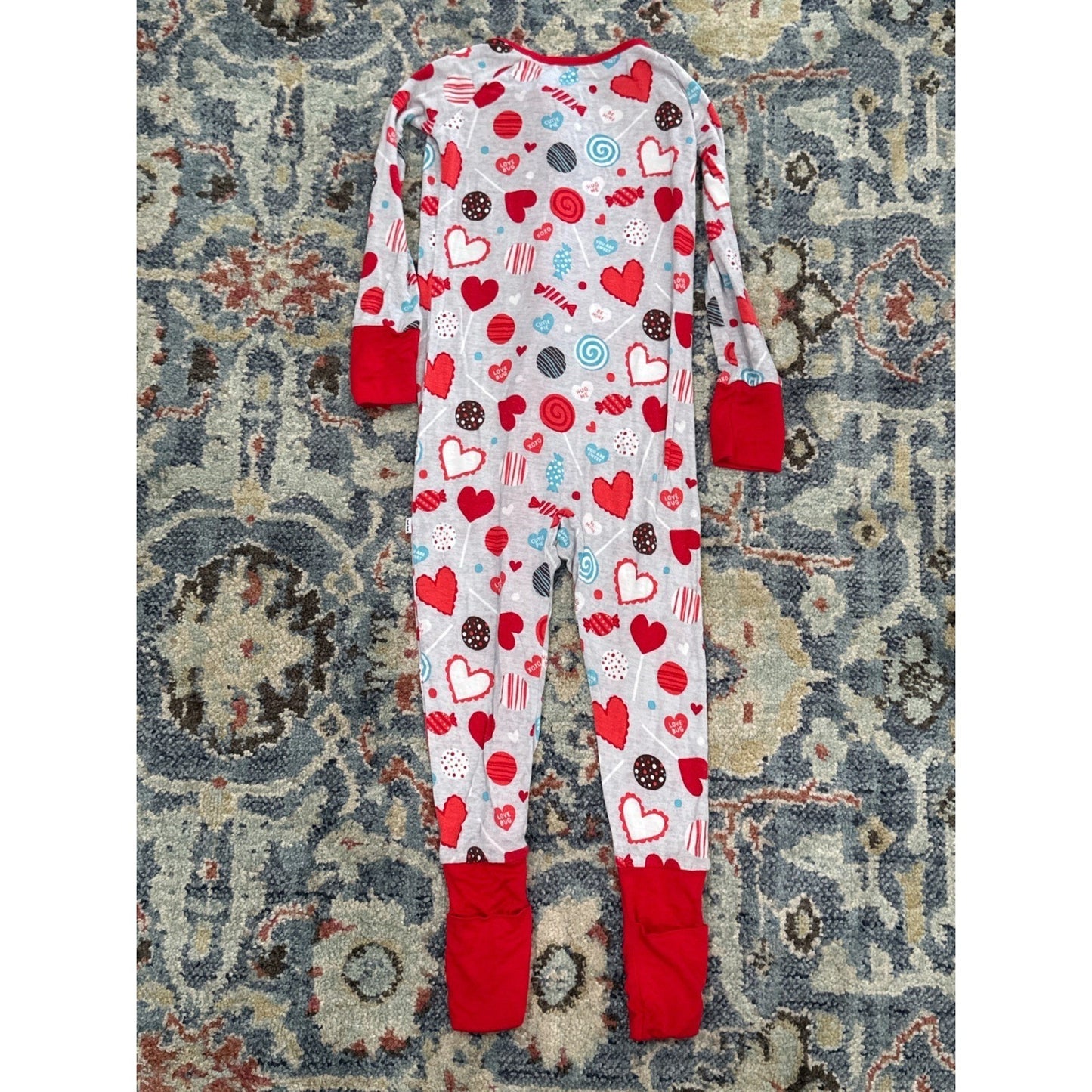 Little Sleepies Zippy Pajamas Kids 2T Grey Red Hearts Candy EUC4