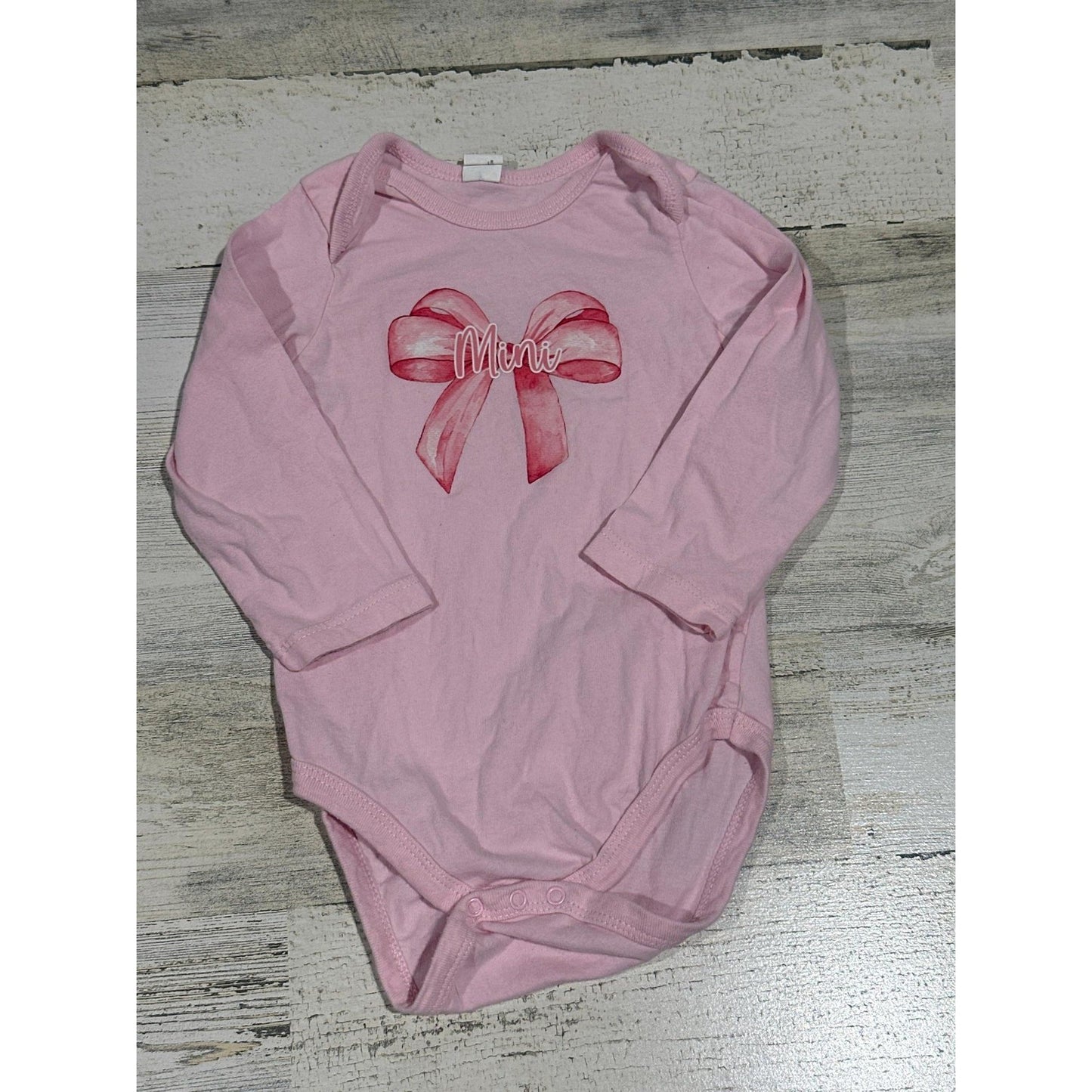 Unbranded Bodysuit Girls 12-18M Pink Bow Graphic Long Sleeve EUC0