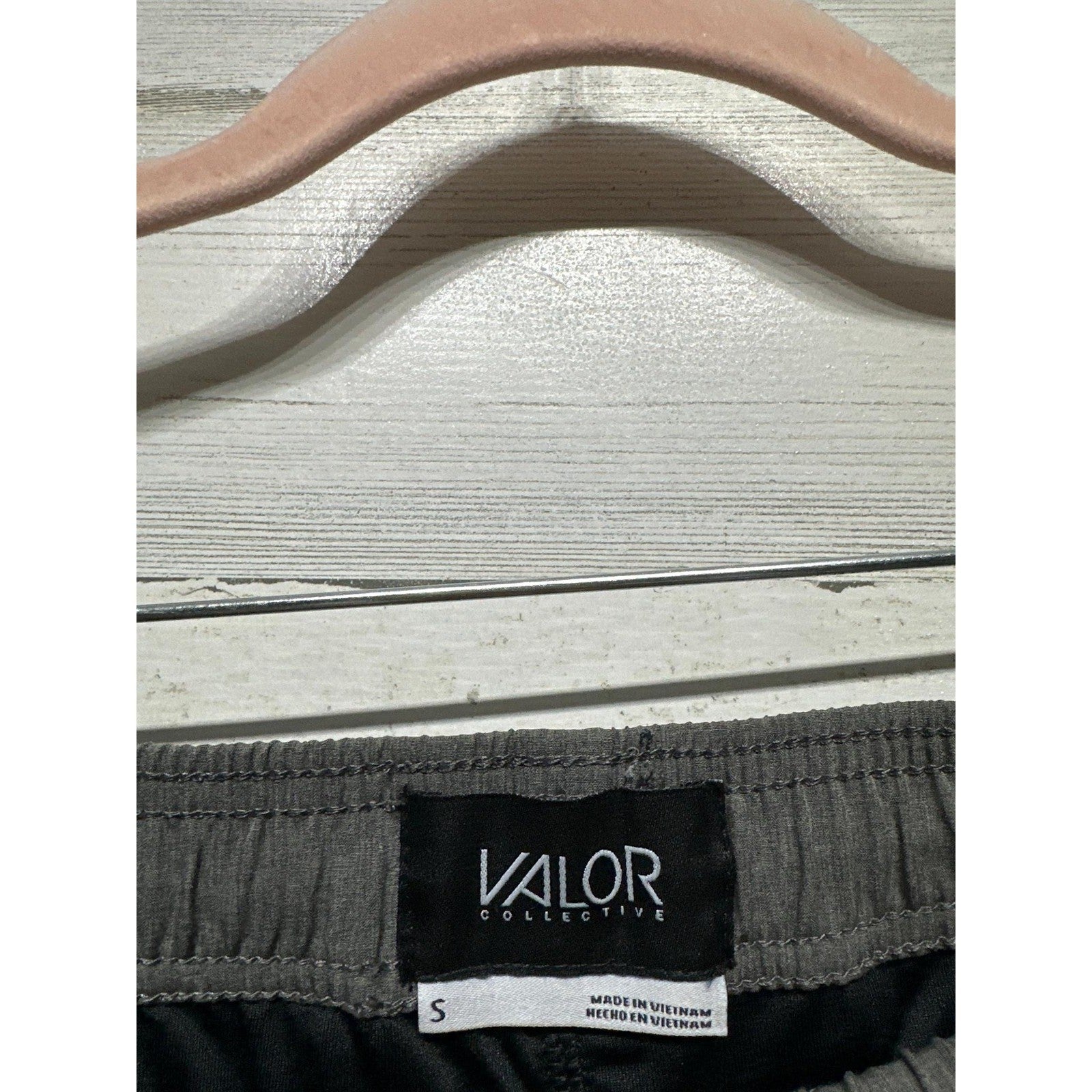 Valor Collective Hybrid Shorts Men Size S Gray Elastic Waist Drawstring EUC1