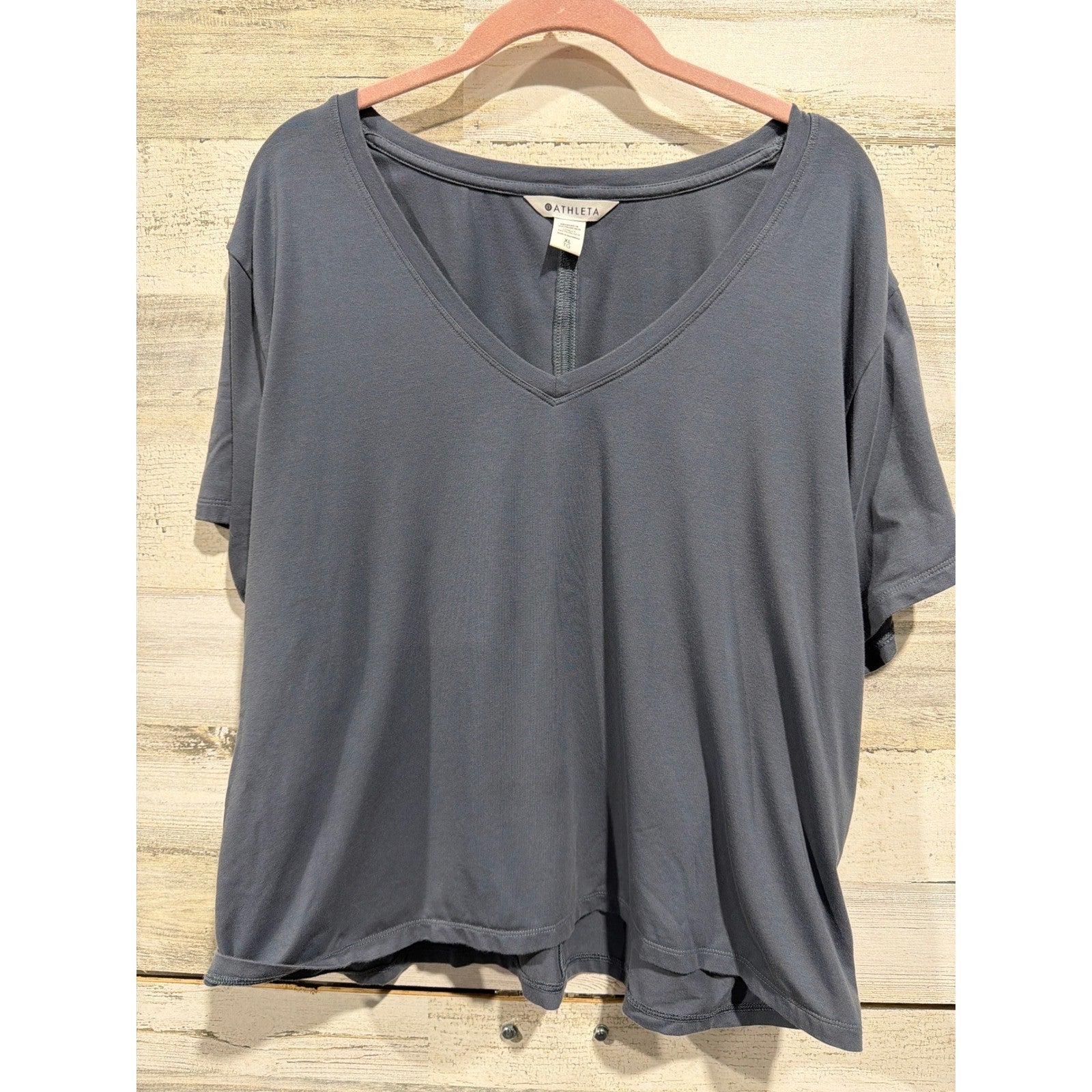 Athleta Boxy V-Neck T-Shirt Womens XL Gray Short Sleeve Athleisure EUC0