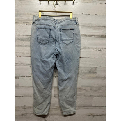 Chico's So Slimming Crop Jeans Women 1.5 Light Wash Blue Stretch Denim EUC2