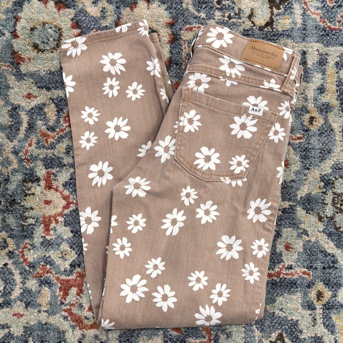Abercrombie Kids High Rise Mini Mom Jeans Girls 11/12 Brown Daisy Floral EUC0