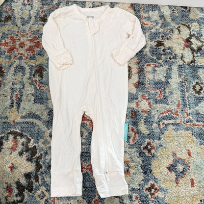 Kyte Baby PurComfy Romper Bodysuit Bundle 0-3M Neutral Cream Hedgehog Bamboo EUC4