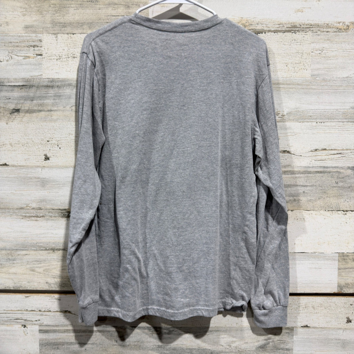 Kindness & Confetti Spooky Vibes Tee Women M Gray Ghost Graphic Retro EUC4
