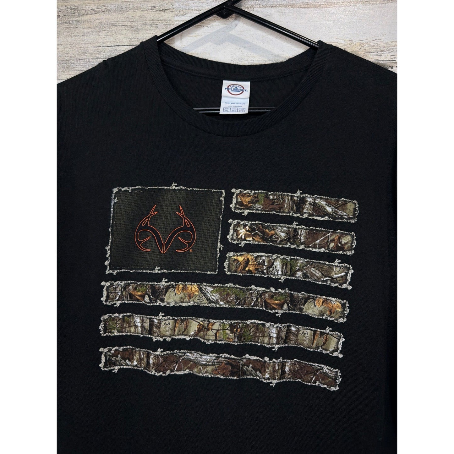 Delta Pro Weight T-Shirt Men 2XL Black Realtree Camo Flag Gorpcore EUC1