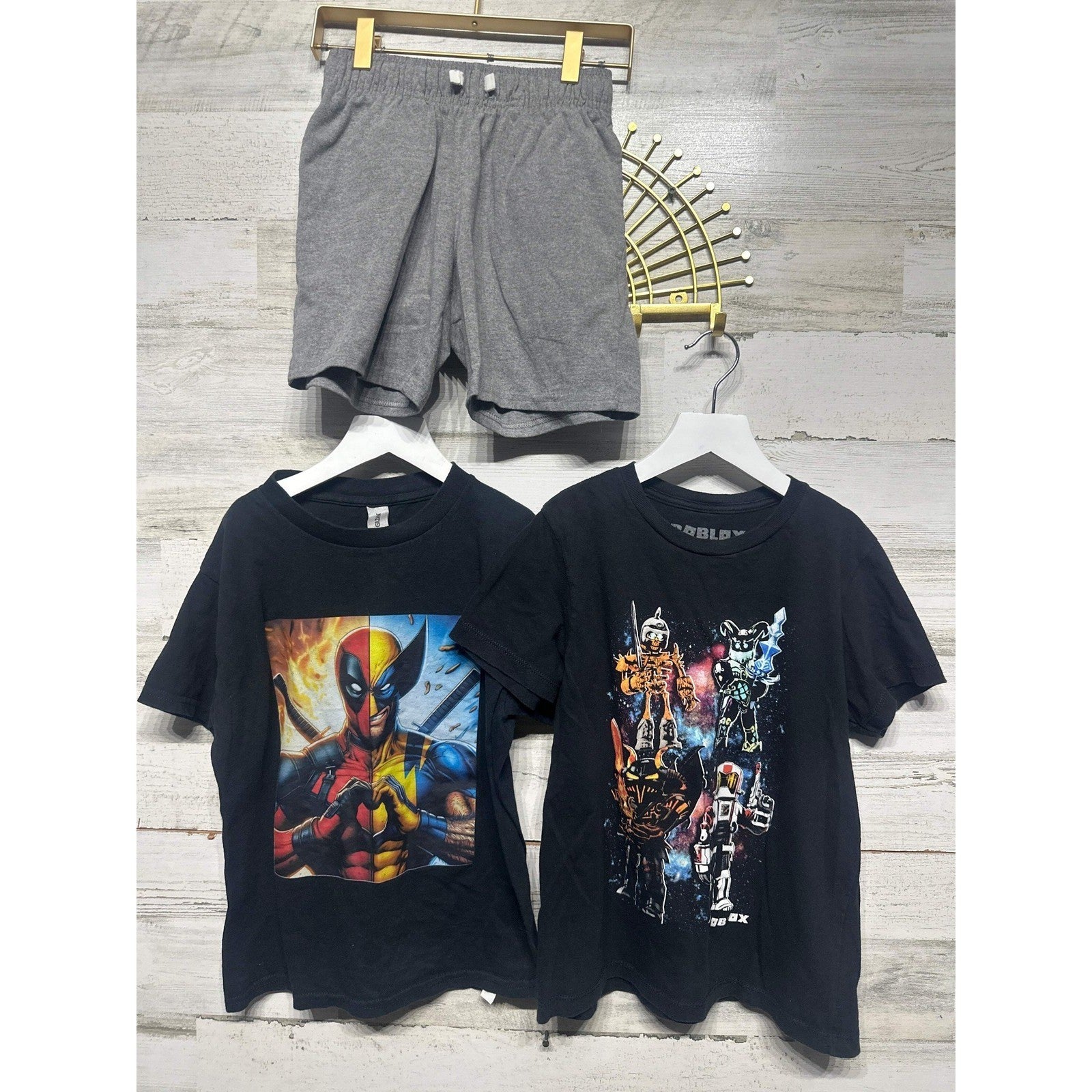 Marvel Roblox T-Shirt Shorts Set Boys 6/7 Black Grey Graphic 3pc Bundle EUC0