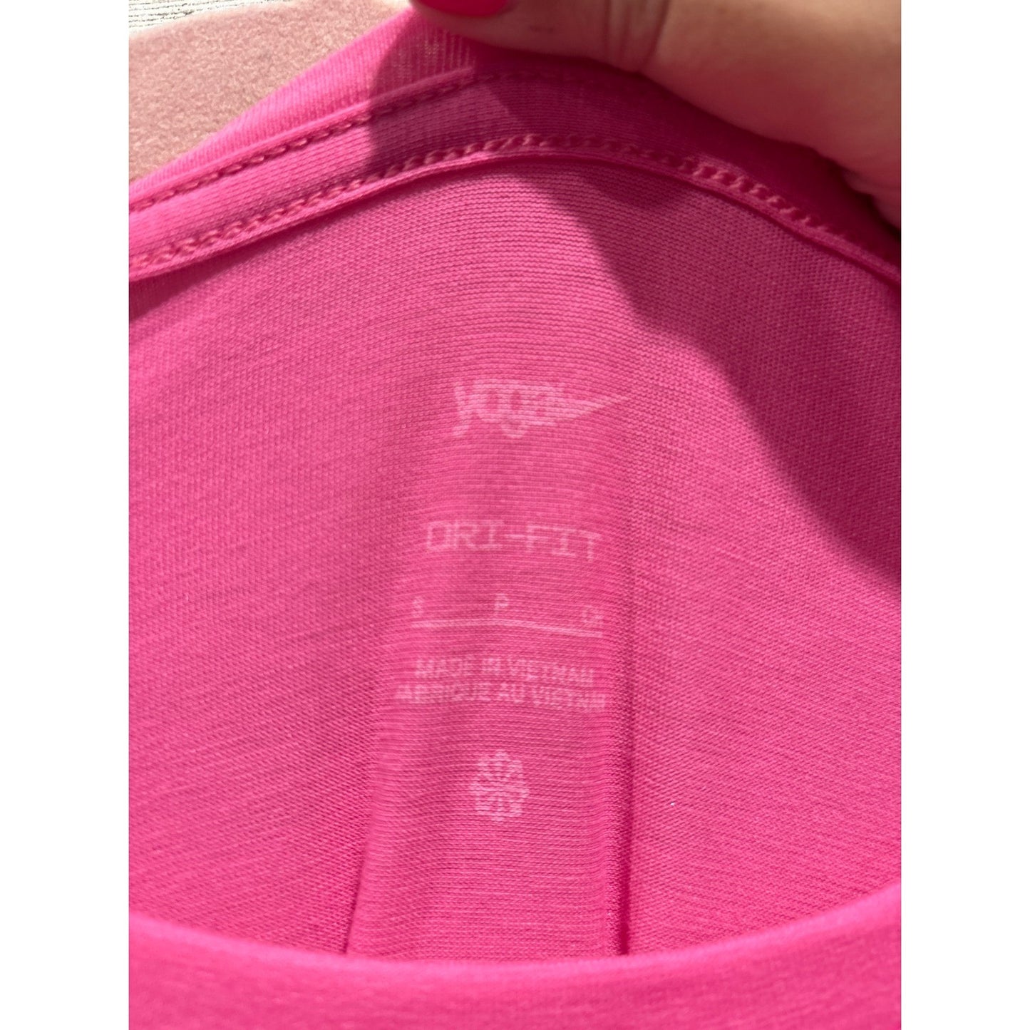 Nike Yoga Dri-FIT Shirt Women Small Pink Long Sleeve Activewear EUC1