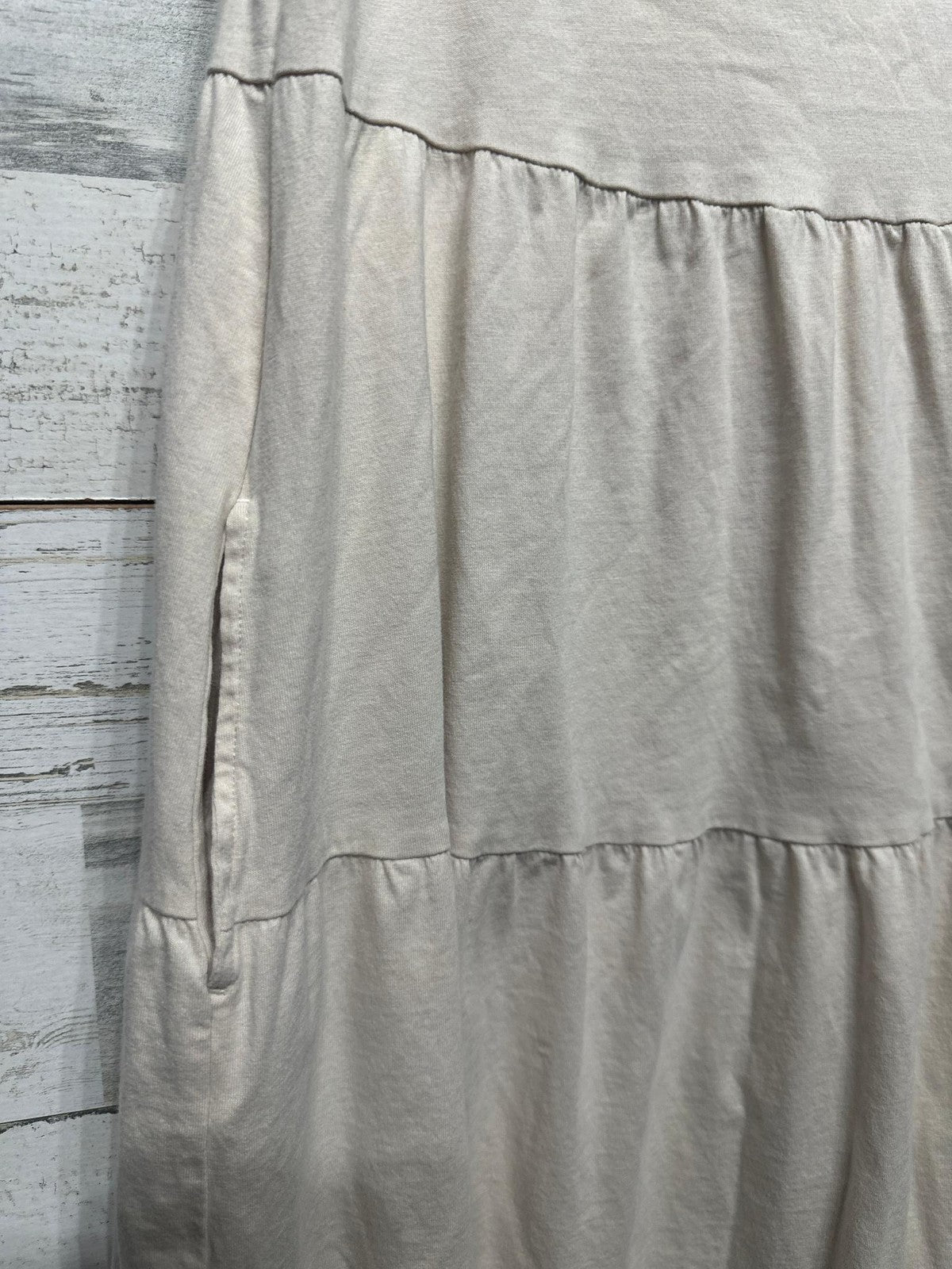 Uniqlo Tiered Dress Girls 9-10 Beige Sleeveless Cotton Knit Pockets EUC2