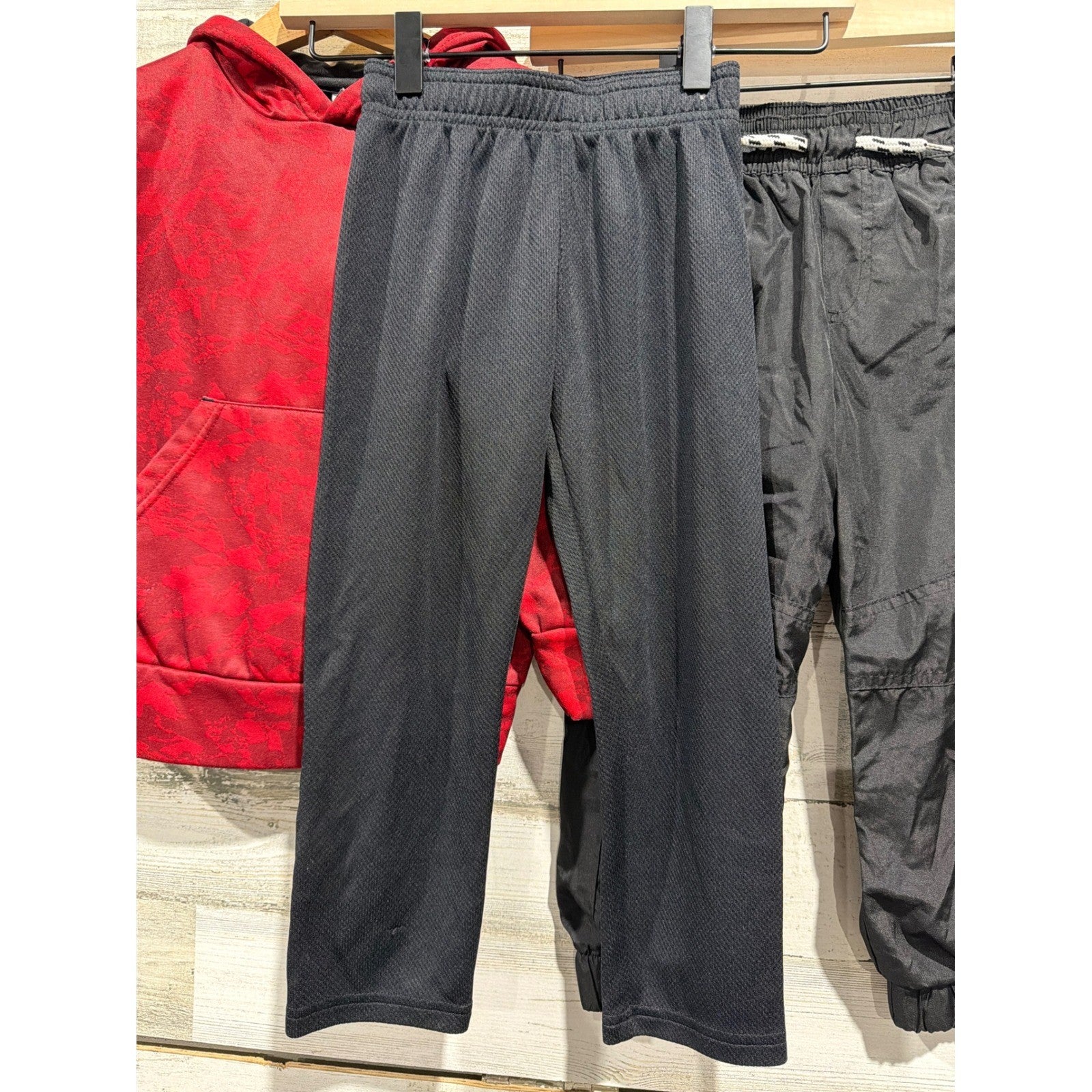 BCG Under Armour Wonder Nation Boys 4T Red Black Hoodie Pants Bundle Sporty EUC2