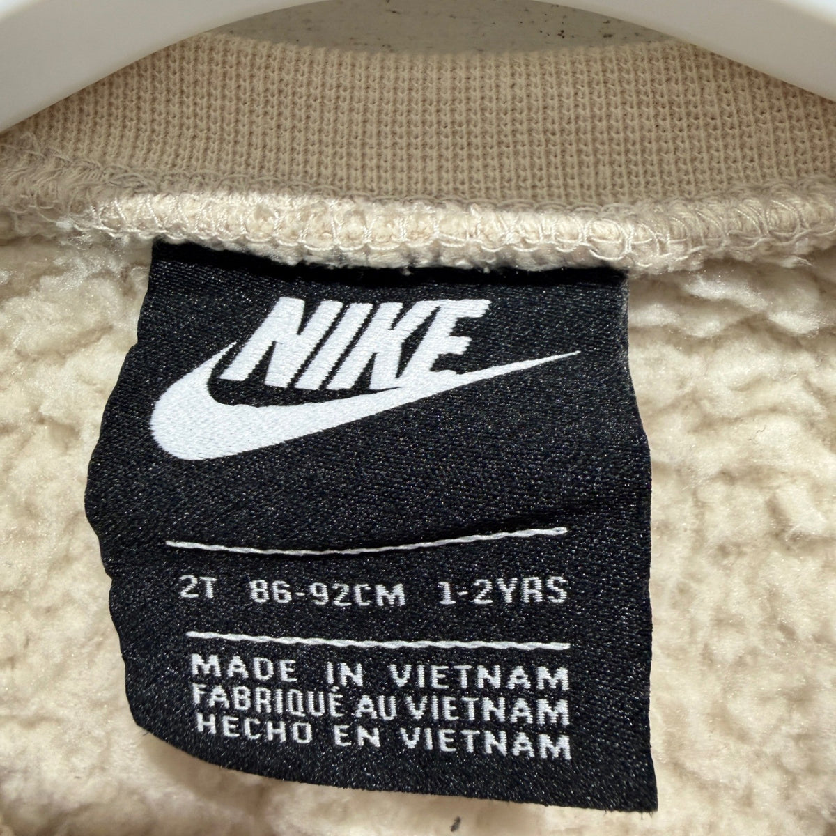Nike Sportswear Sherpa Fleece Sweatshirt Girls 2T Cream Polyester Sporty EUC2