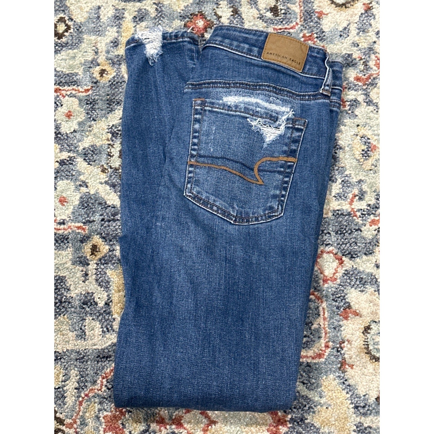 American Eagle Super Hi-Rise Jegging Women 4 Short Blue Distressed Jeans0