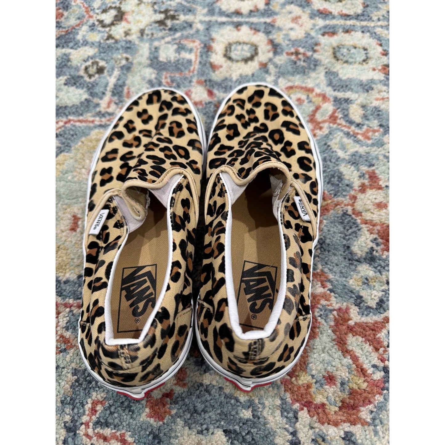 Vans Slip On Shoes Women Size 9 Leopard Print Canvas Skater Streetwear EUC2