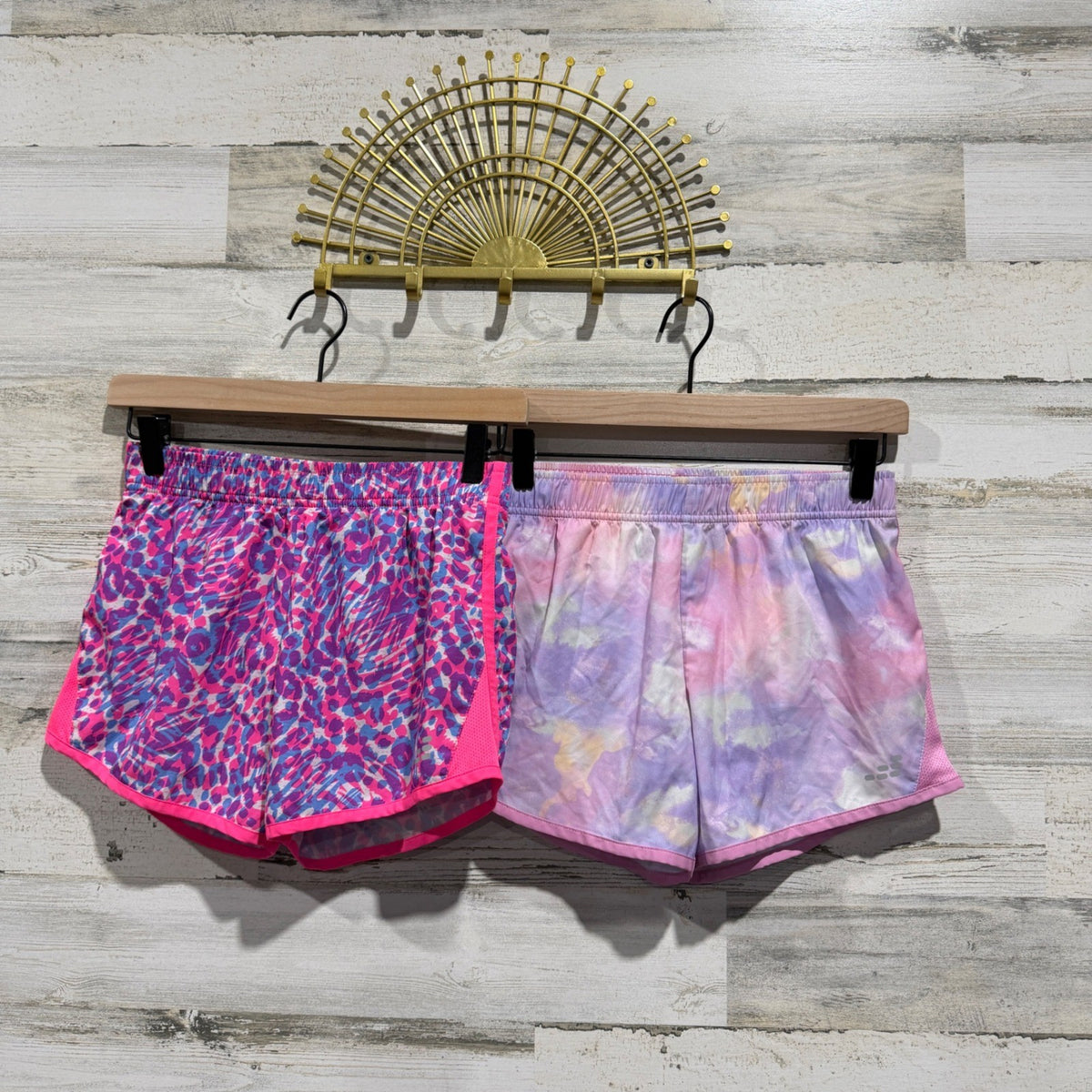 BCG Activewear Set Shorts Sports Bras Girls L 12-14 Purple Pink Pattern Modern6