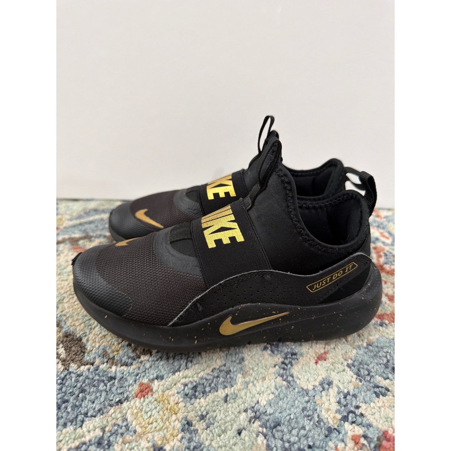 Nike WearAllDay Sneaker Boys Fit like Size 12 Black Gold Slip On Athletic GUC*2