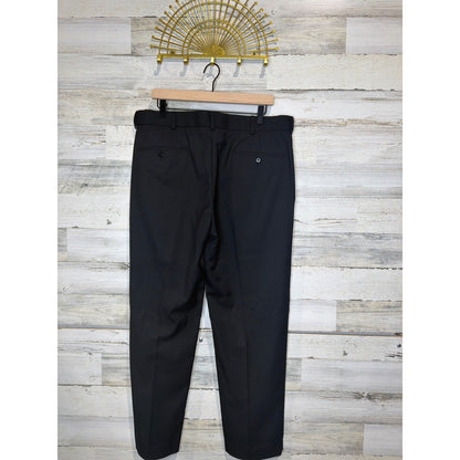 Stafford Travel Dress Pants Mens 36x30 Black Classic Fit Wrinkle Free EUC2