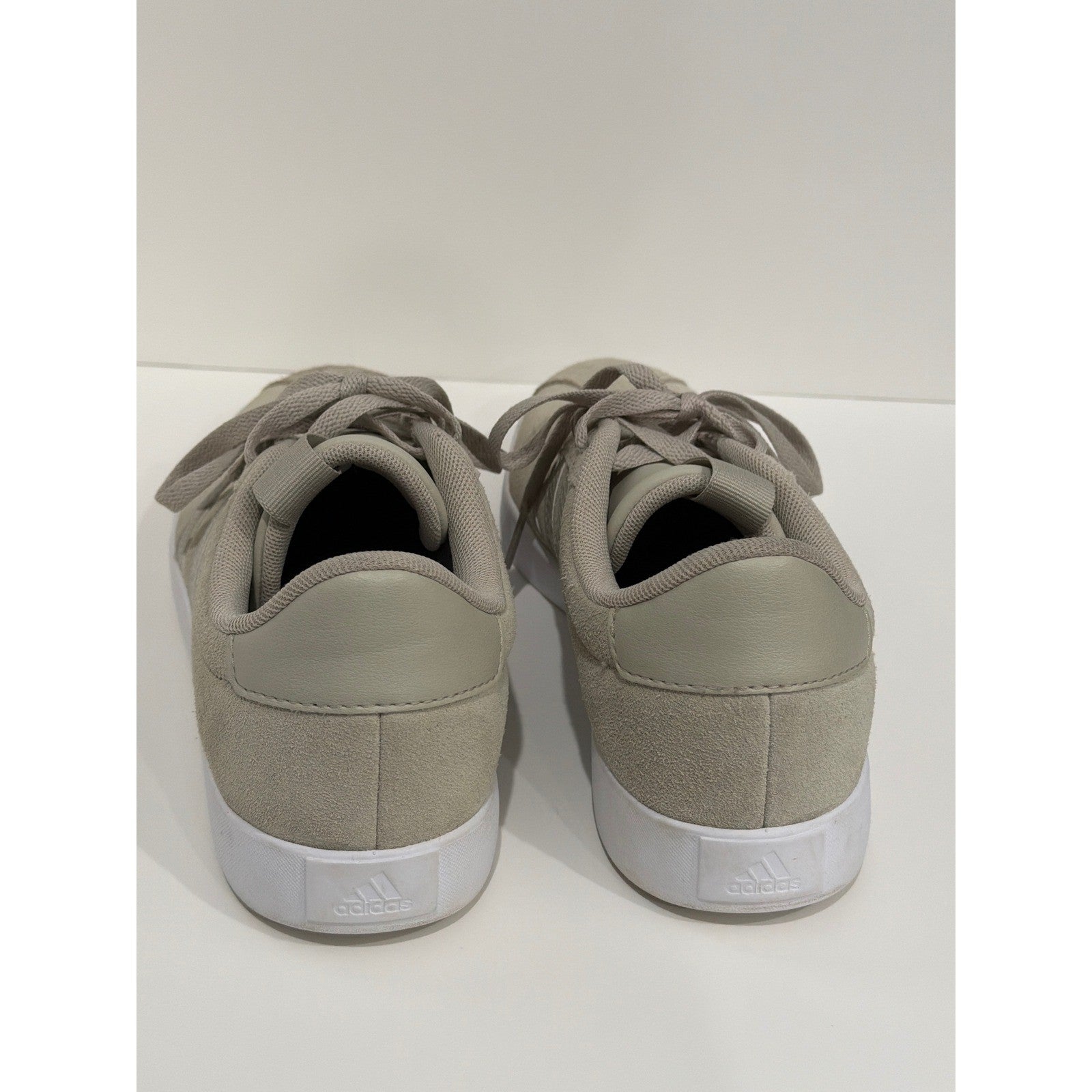 Adidas Sneaker Women 9 Tan Suede Low Top Skater GUC3