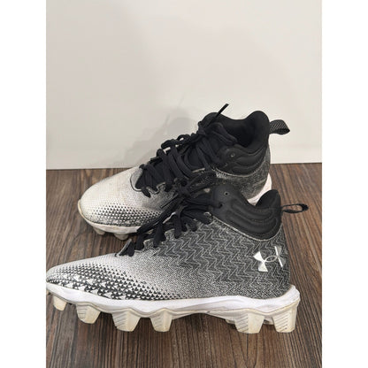 Under Armour Spotlight Cleats Boys 1Y Black White Football Mid Top6