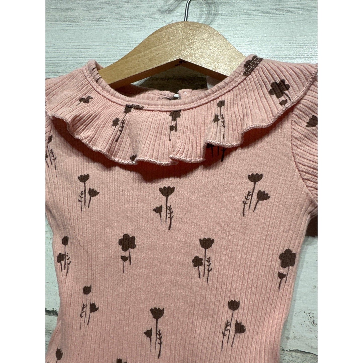 Floral Ruffle Bodysuit & Leggings Girls 1-3M Pink Ribbed Knit 2pc Set1