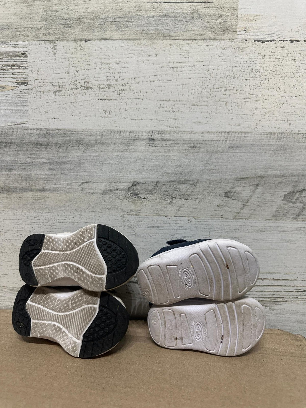Athletic Works Sneaker Bundle Boys Infant Size 2 GUC3