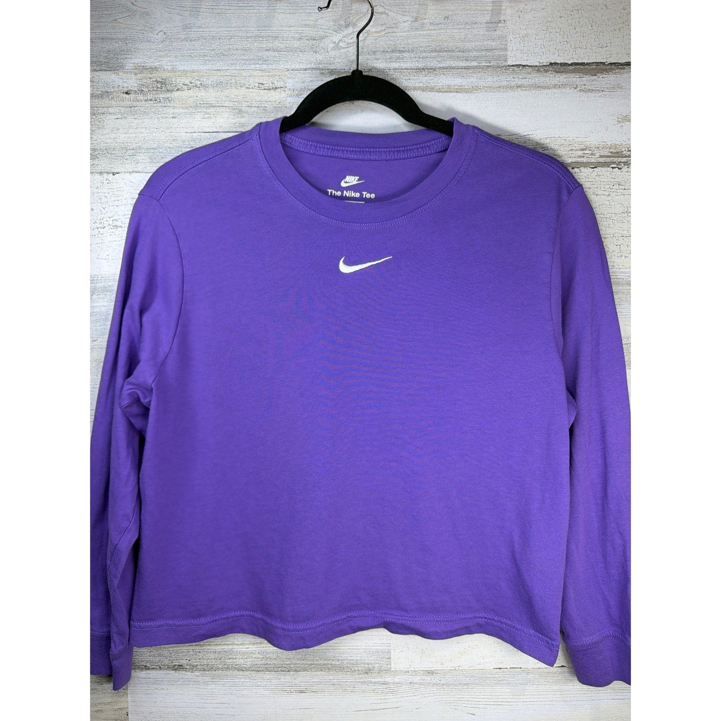 Nike Long Sleeve Tee Women Medium Purple Swoosh Loose Fit Athleisure EUC0