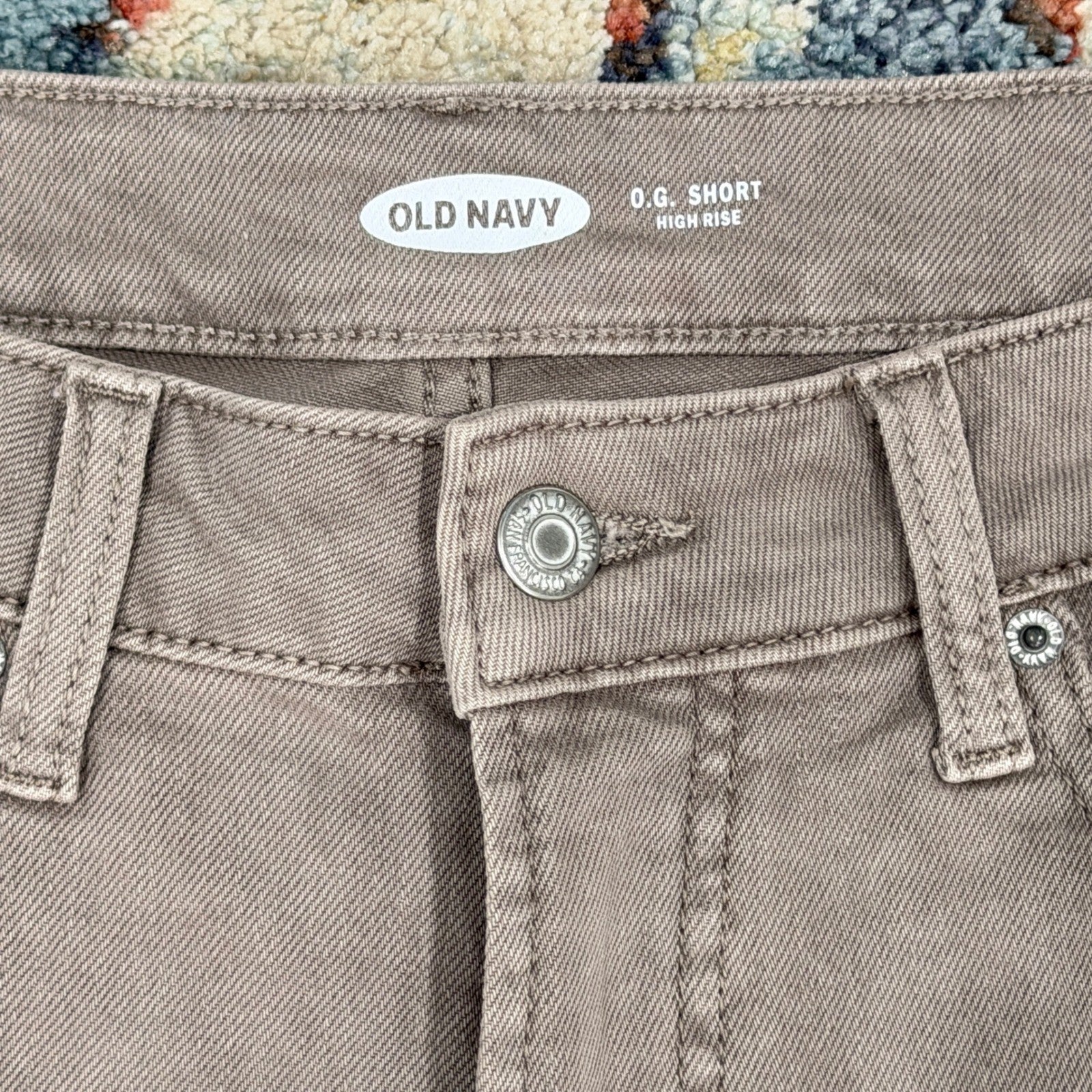 Old Navy OG Shorts Women 12 Taupe High Rise Rolled Hem Stretch Casual EUC1