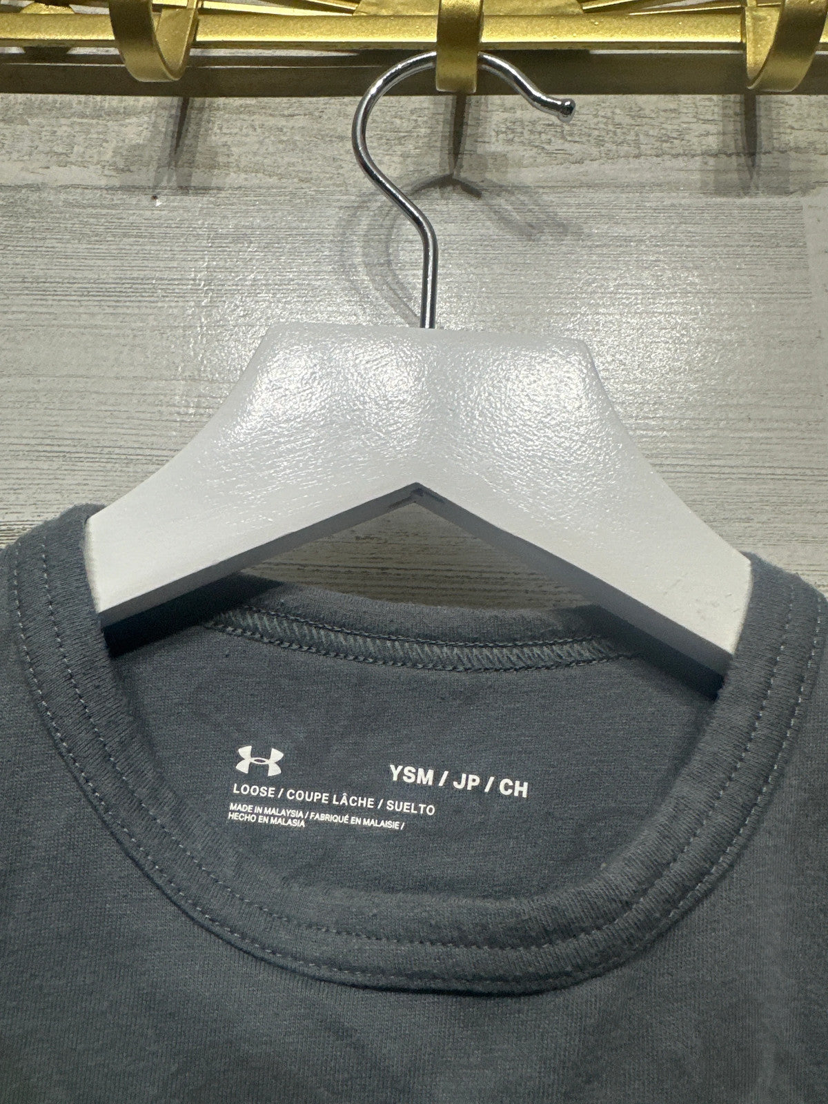 Under Armour Project Rock T-Shirt Boys Small Gray Brahma Bull Graphic GUC2