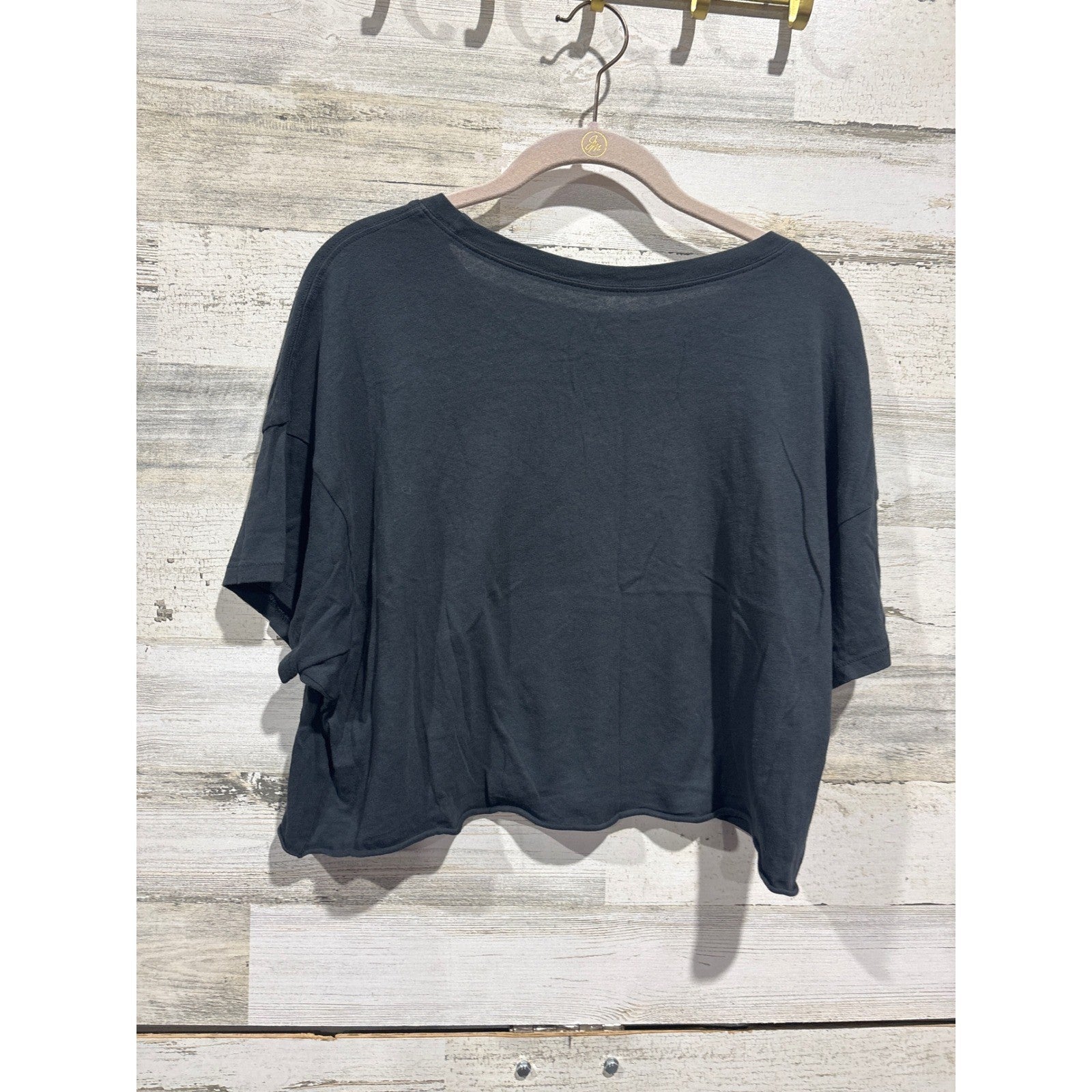 Aerie Boxy Tee Women Medium Black Cropped Raw Hem Athleisure EUC1