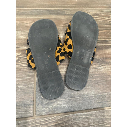 Qupid Slides Women Size 8 Leopard Print Studded Criss Cross Sandals EUC2