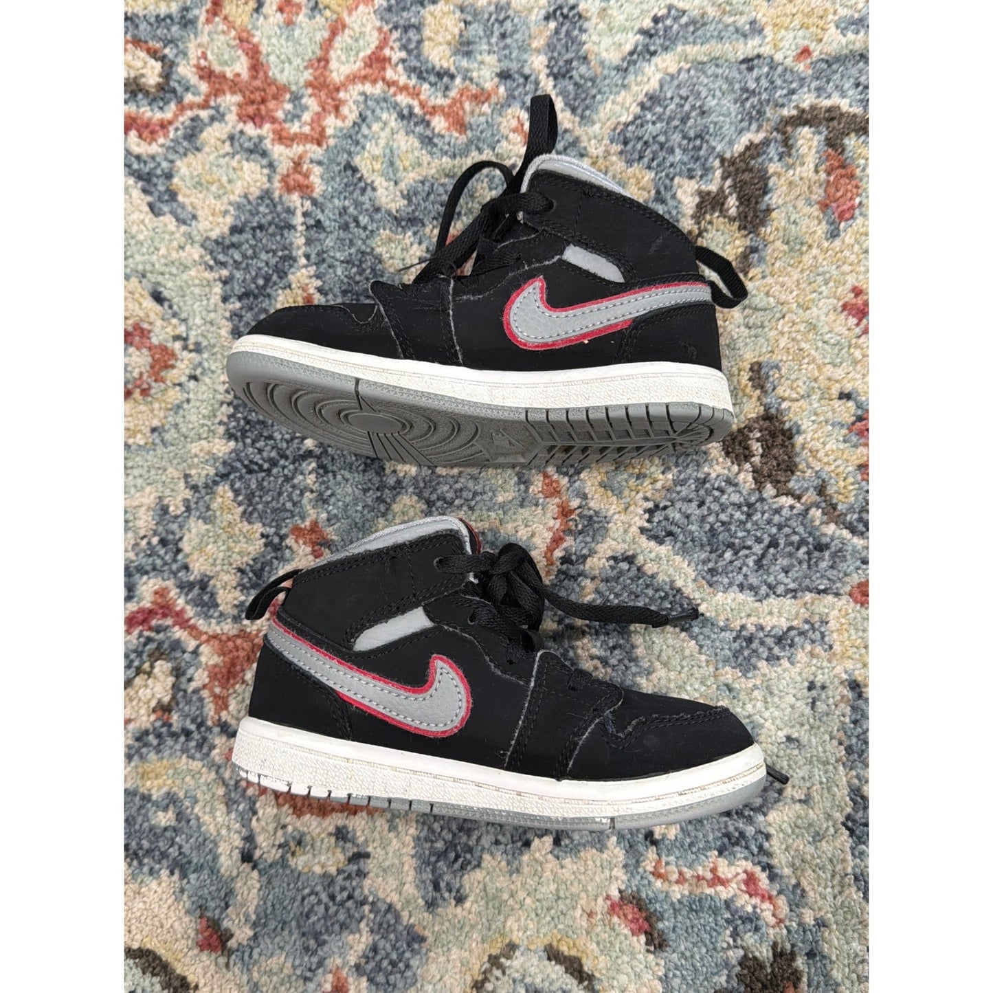 Nike Air Jordan 1 Mid Boys 8C Black Grey Red High Top Sneaker Retro1