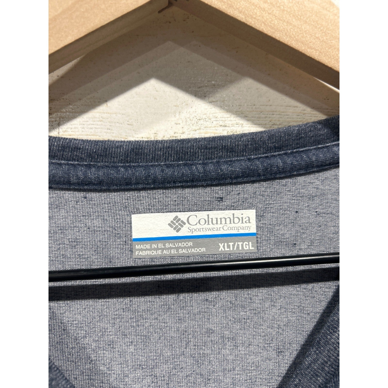 Columbia T-Shirt Mens XLT Blue Omni-Wick Performance Gorpcore EUC1