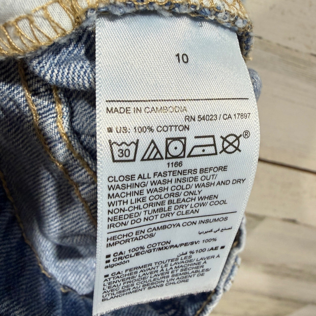 Old Navy Baggy Wide Leg Jeans Wednesday Addams Sweatshirt Girls 10 EUC8