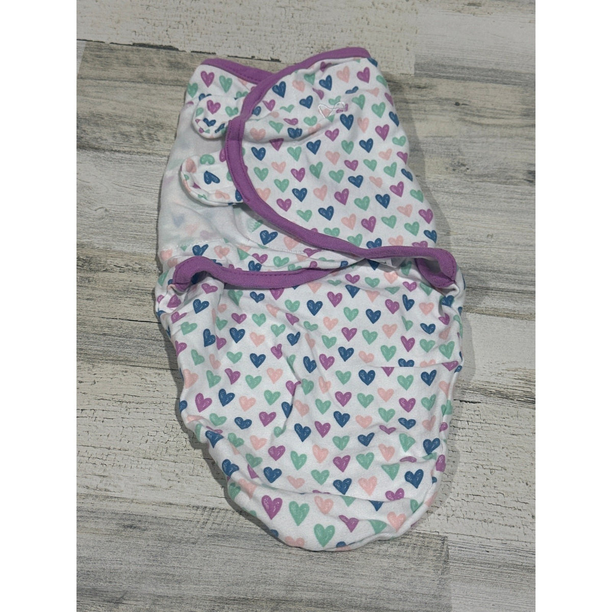 SwaddleMe Original Swaddle Girls 0-3M White Purple Heart Print EUC0